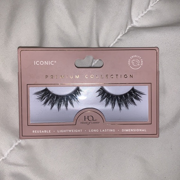 Lashes - Picture 1 of 3